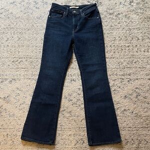 Levi’s 725 High Rise Bootcut jeans